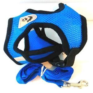 SMALL PET HARNESS VEST WITH LEASH ROYAL BLUE AND BLACK SIZE SMALL NWT